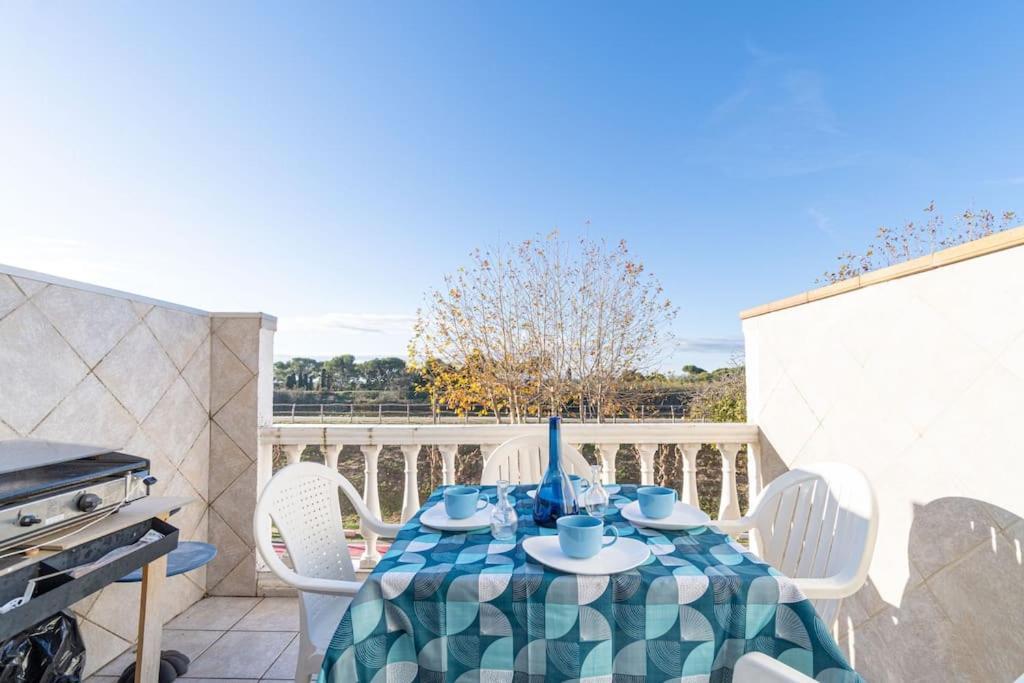 A16-Casa Con Barbacoa En La Playa Villa Empuriabrava Buitenkant foto